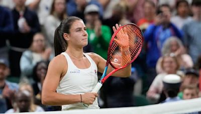 Charleston's Emma Navarro upsets Gauff to make Wimbledon quarterfinals