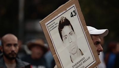 Un juzgado federal libera a ocho militares mexicanos implicados en el caso Ayotzinapa