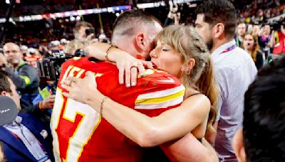 Travis Kelce, novio de Taylor Swift, renovó su contrato con los Kansas City Chiefs