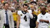 Saints' Derek Carr getting evaluated for shoulder injury after loss to Packers