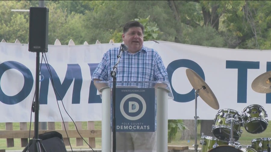 Illinois Gov. attends steak fry hosted by Polk County Democrats