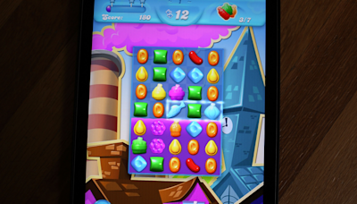 Catholic priest allegedly spends $40K of parish money on Candy Crush, slot machine apps