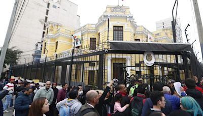 Venezolanos en Perú: situación migratoria se complica ante el cierre de su embajada en nuestro país