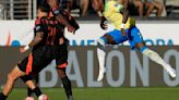 Colombia draws Brazil 1-1 and will play Panama in quarterfinals while Seleção face Uruguay