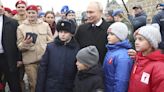 Amnistía acusa a Rusia de utilizar a niños y jóvenes para perseguir la oposición a la guerra de Ucrania