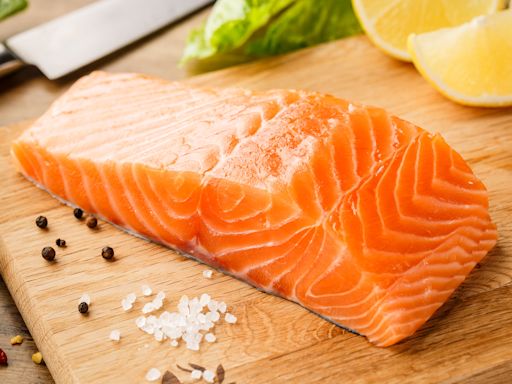 The Biggest Mistake You're Making When Cooking Wild Salmon Vs Farmed