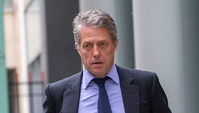 Hugh Grant revela la película que le salvó en su momento más bajo: "Me quedé completamente abandonado"