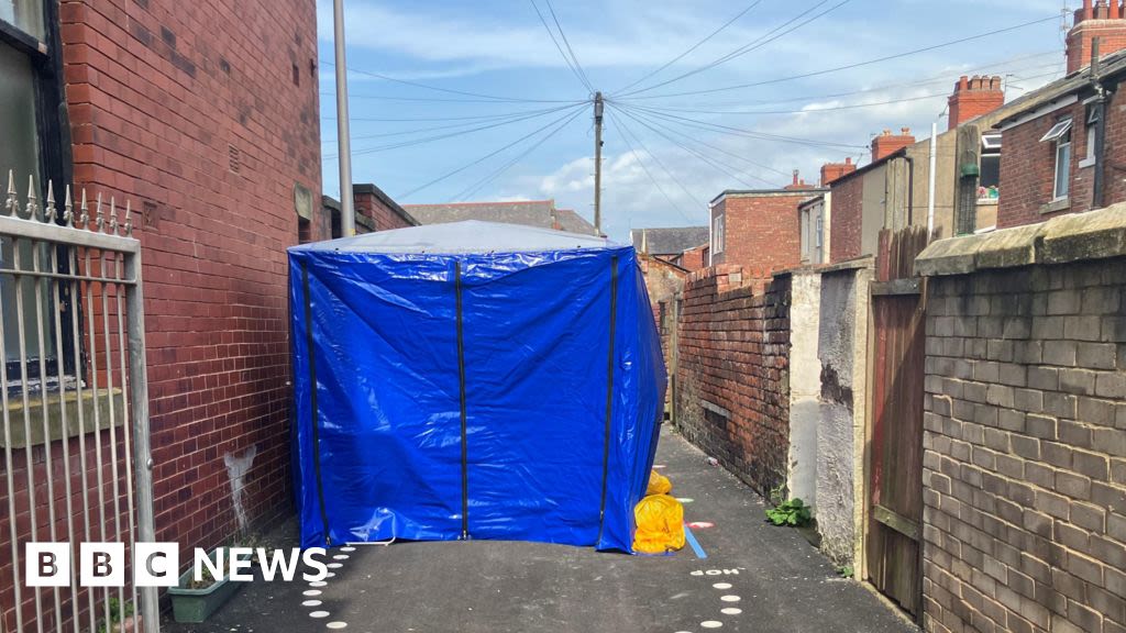 Blackpool fire: Parents killed and two kids hurt in house blaze