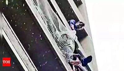 Firemen rescue suicidal woman from balcony edge | Ahmedabad News - Times of India