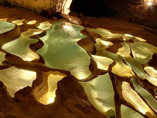 La impresionante cueva de Francia que estuvo habitada hace miles de años: está a tan solo tres horas de España