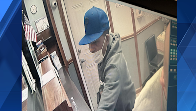 Police searching for suspect in armed New Castle bank robbery