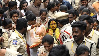 Hyderabad sways to Bonalu festival