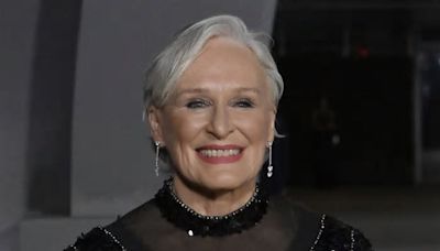 Glenn Close, Jeremy Irons to reunite in 'Encore' comedy