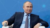 Putin compares self to Peter the Great, foreign fighters face death