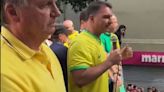 'Bolsonaro é mito, o Lula é um impostor', diz Flávio Bolsonaro