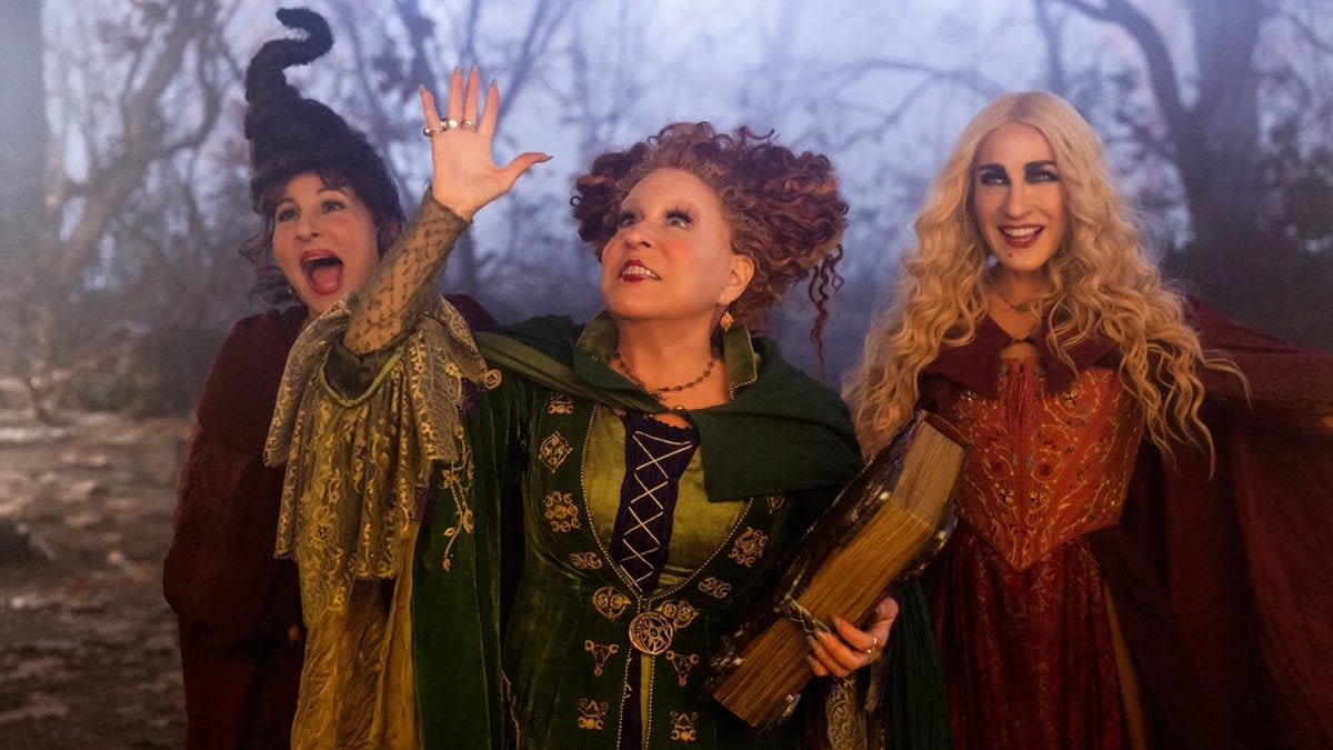 Bette Midler Gave the Best Reply When Asked About 'Hocus Pocus 3'