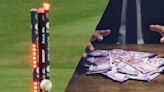 ...Jabalpur Bookies Caught Betting On Live Mumbai Indians Vs Gujarat Titans IPL Cricket Match; Illegal Liquor Seized...