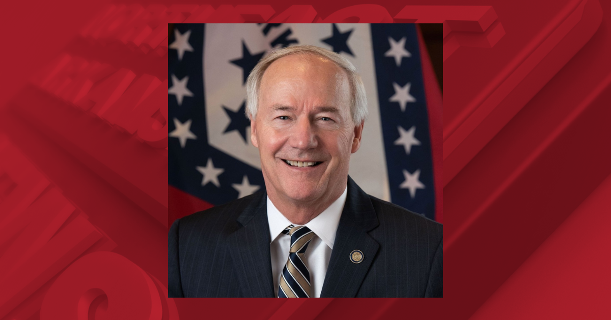 Asa Hutchinson Holds Reservations About Trump Despite Party Support