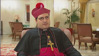 Quién es el obispo excomulgado que acoge a las monjas clarisas y dice ser "duque imperial" y "cinco veces grande de España"