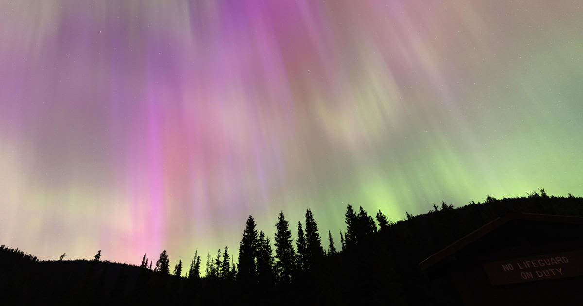The northern lights are expected to light up Minnesota's sky early this week. Here's the latest forecast.