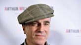 Daniel Day-Lewis ‘Says He’s Done’ With Acting: ‘He Opens Up the Streamers and There’s 7,000 Choices, None of Them Good’