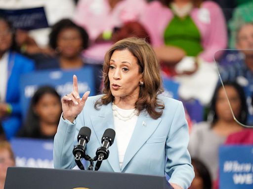 "Say it to my face": Kamala Harris dares Trump to debate her