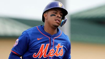 Mets call up Vientos to replace Marte, lose Smith to IL