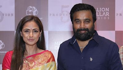 Sasikumar and Simran team up for ‘Good Night’ and ‘Lover’ makers’ next