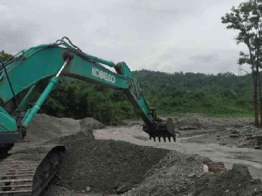 Bhutan water floods homes, families in Jaigaon shifted to Manglabari Primary School