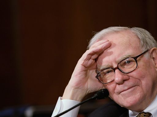 The 3 Best Warren Buffett-Owned Stocks to Buy Right Now