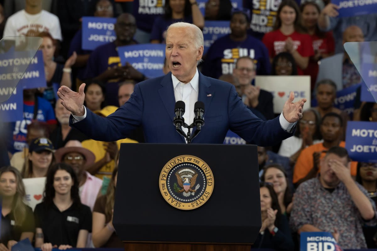 Detroit audience implores Biden to stay in the race