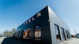 Tesla Shocks Market with Price Hikes on Model S and Model X in US and Canada - EconoTimes