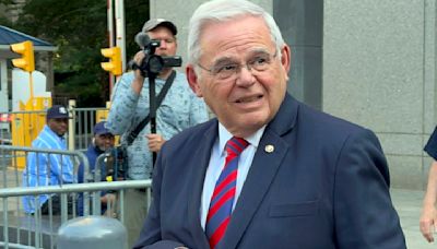 Sen. Bob Menendez's Egypt trip planning got 'weird,' Senate staffer recalls at bribery trial