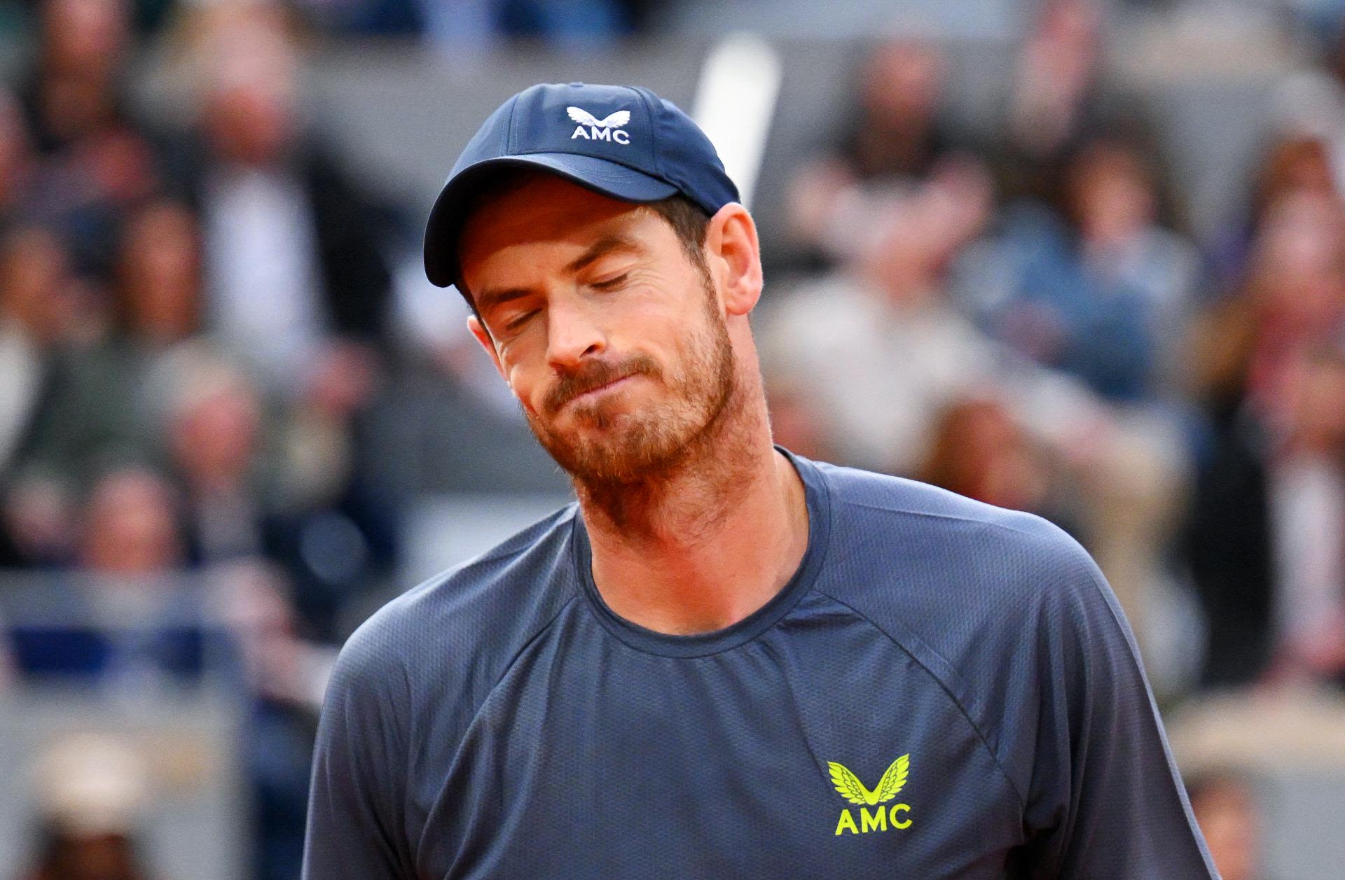 Andy Murray says farewell to Roland Garros after losing to Stan Wawrinka