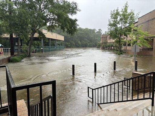 Hidalgo: Residents along San Jacinto River east fork must evacuate | Houston Public Media