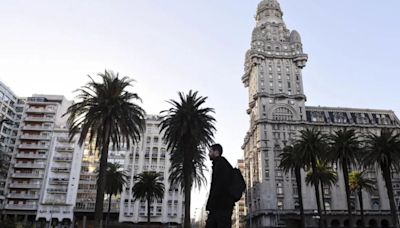 Uruguay aprobó un régimen para regularizar la residencia de unos 20.000 inmigrantes sin papeles