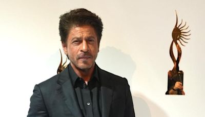 Shah Rukh Khan wins IIFA 2024 'Best Actor' for 'Jawan' | WATCH