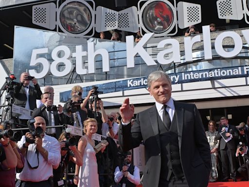 The 58th Karlovy Vary International Film Festival Opens With A Nostalgic Look Back To The ’90s