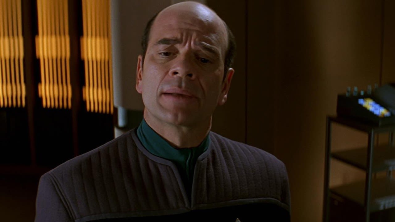 Star Trek Vet Robert Picardo Supports John Leguizamo's Emmy Speech About Latino Representation, But Seems To Be...