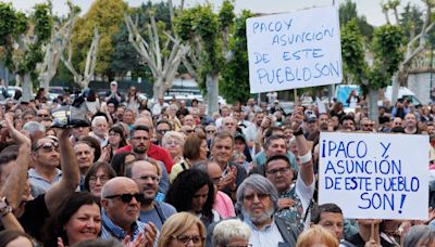 Ayuso exige al alcalde de Alpedrete (PP) que rectifique “el error” de retirar las placas de Paco Rabal y Asunción Balaguer
