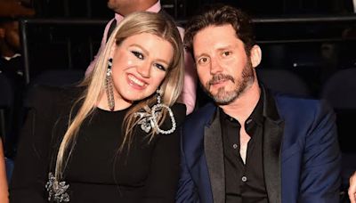 Kelly Clarkson has 'no regrets' after divorcing Brandon Blackstock and has 'recovered quickly' from their 'difficult' split - despite reigniting their legal war