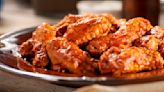 Baking Vs Frying Wings: Here's What A Professional Prefers