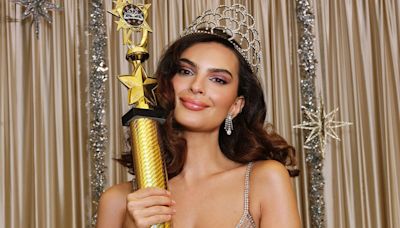 Emily Ratajkowski Is Crowned Miss self-portrait 2024