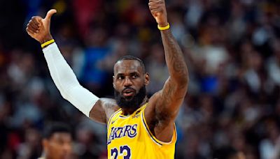 LeBron James 'agrees to $104M, two-year deal to return to Lakers'