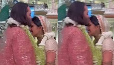 Anant Ambani Kisses Wife Radhika Merchant's Forehead, Does a Happy Dance With Her at Wedding; Watch - News18