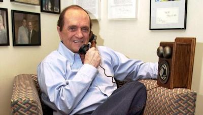 A Globe critic remembers Bob Newhart, as humble and dry-witted in real life as he was on TV - The Boston Globe