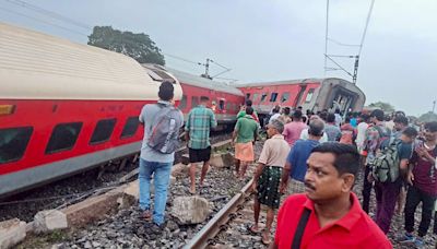 Howrah-Mumbai mail derailed | Here's a list of 5 major train accidents this year