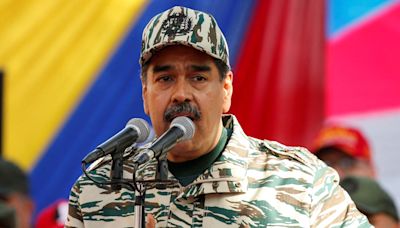 Venezuelan candidate Gonzalez touts return of exiles, releasing political prisoners