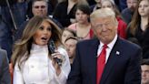 Los motivos por los que Melania Trump está renegociando el acuerdo prenupcial con Trump