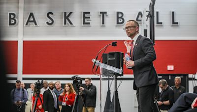 Pat Kelsey's Louisville basketball staff nearly complete. Here's what the group is making